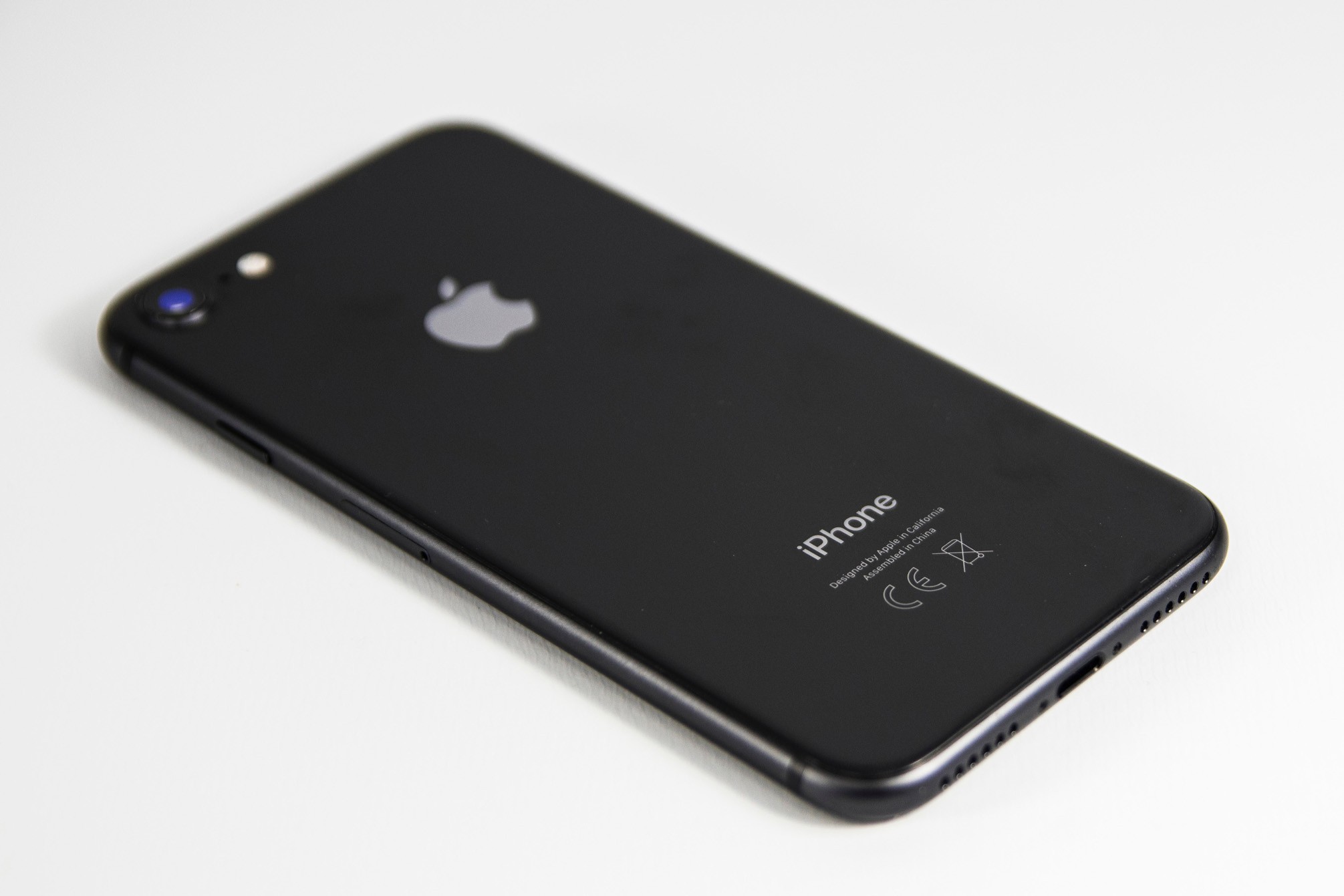 Apple iPhone SE 2020 (2nd Generation) 64GB Svart iOS27 |Som ny|